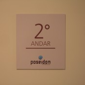 Placa de PVC com adesivo