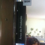 Placa de PVC com adesivo