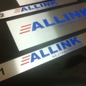 placa de aço escovado com adesivo